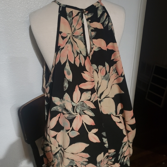 Floral Print Chiffon Tank - Picture 3 of 4